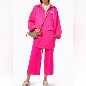Gucci Pink Jersey Top with Relaxed Fit GG logo oversized silhouette sweatshirt